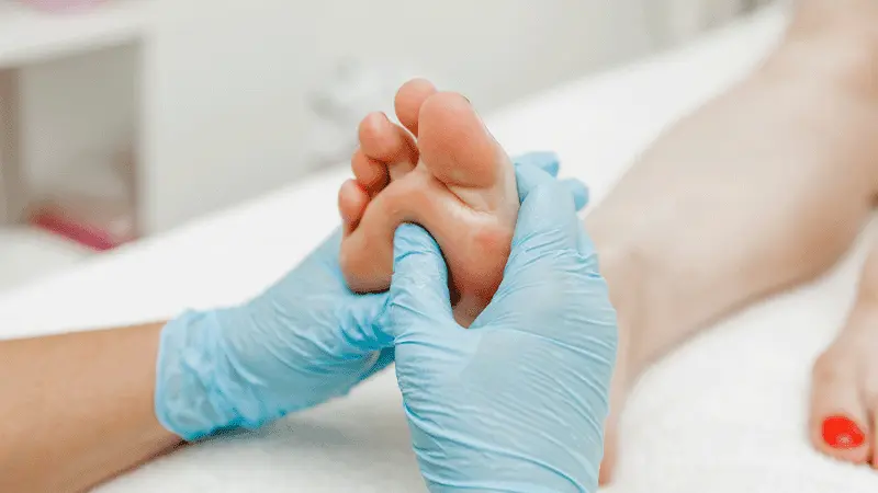 Ayak Sağlığını Korumak İçin Doğru Ayakkabı Seçimi ve Öneriler